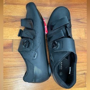 Men’s Spin Cycle Shoes Size 16